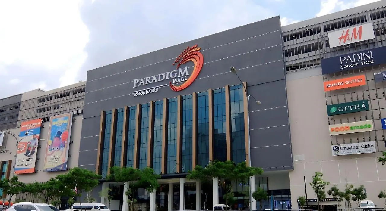 Paradigm Mall The Platino Jb Mins To Legoland Johor Bahru High Floor City View